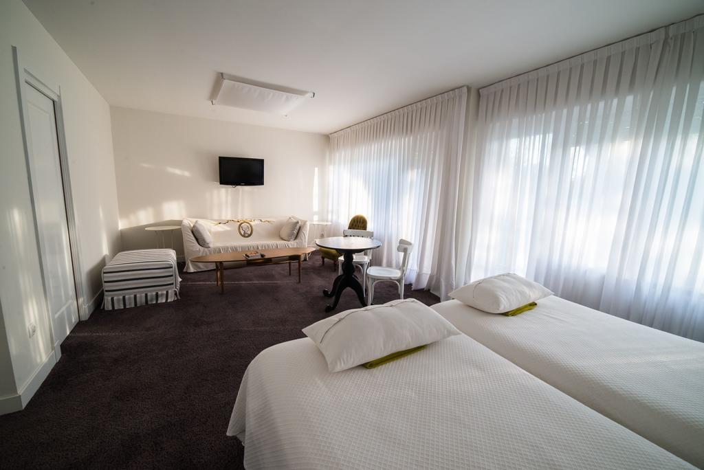 H & R Estrella Del Bajo Carrion Hotel Villoldo Eksteriør billede